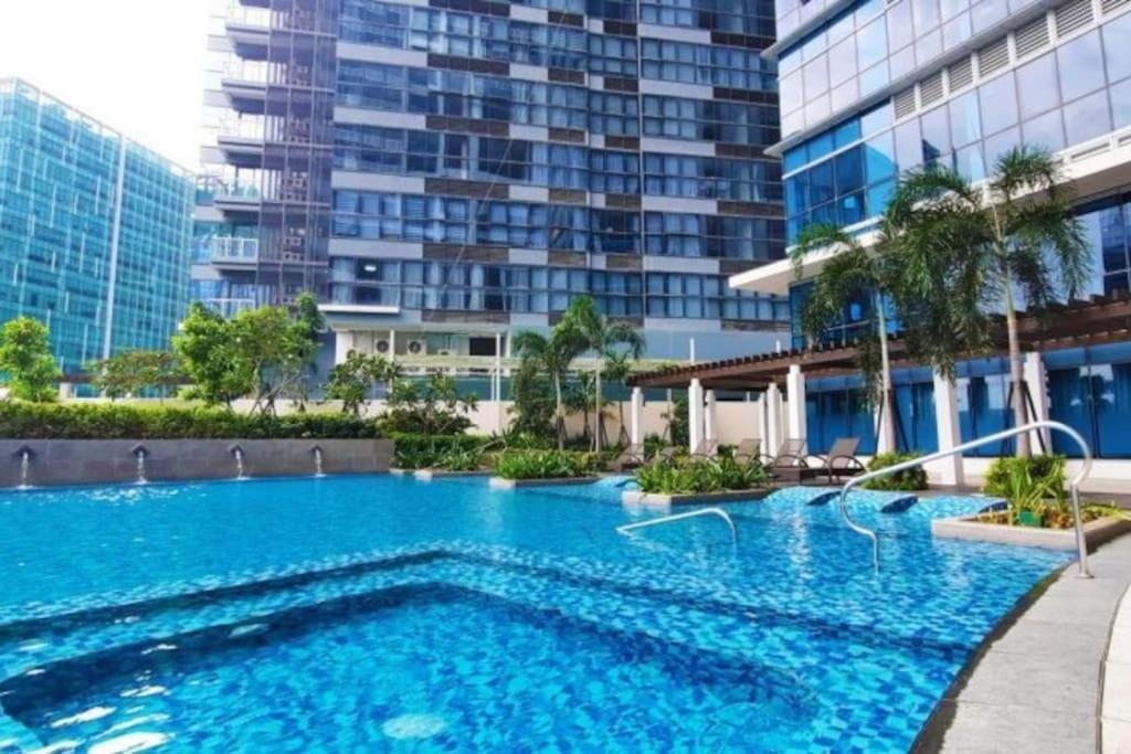 Luxestaysmnl Coastal Chic Netflx 380Mbps Pool Bgc Manila Exterior foto