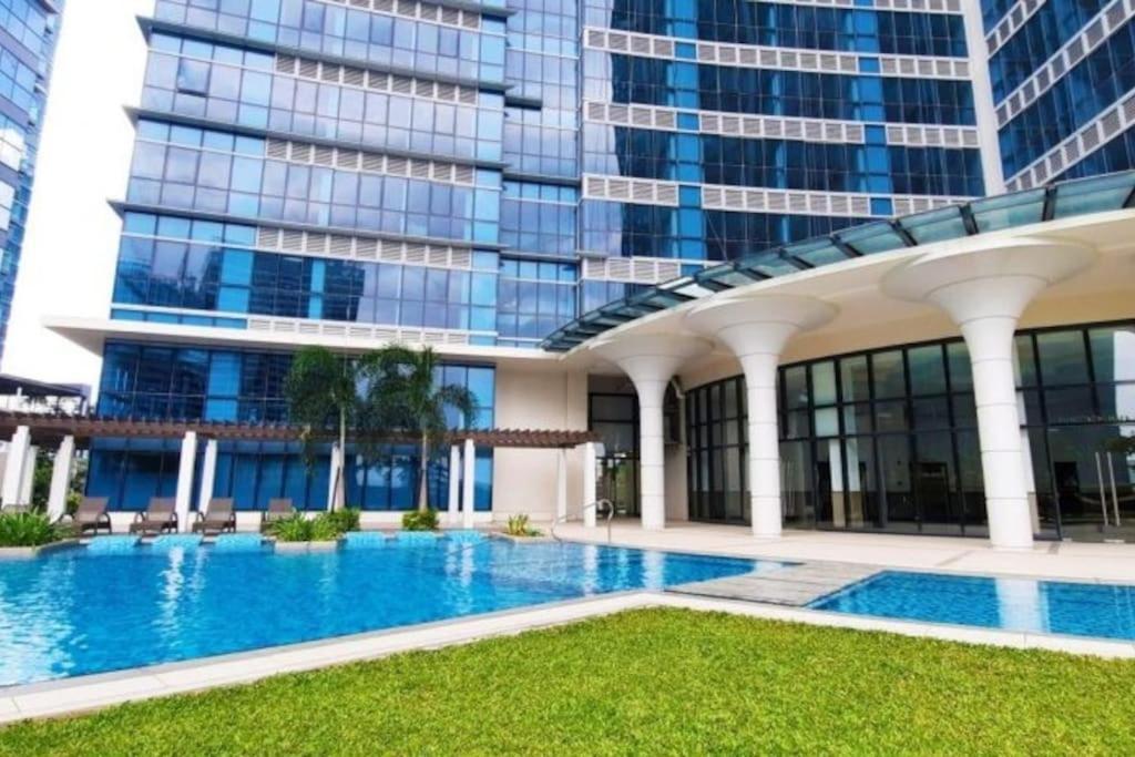 Luxestaysmnl Coastal Chic Netflx 380Mbps Pool Bgc Manila Exterior foto