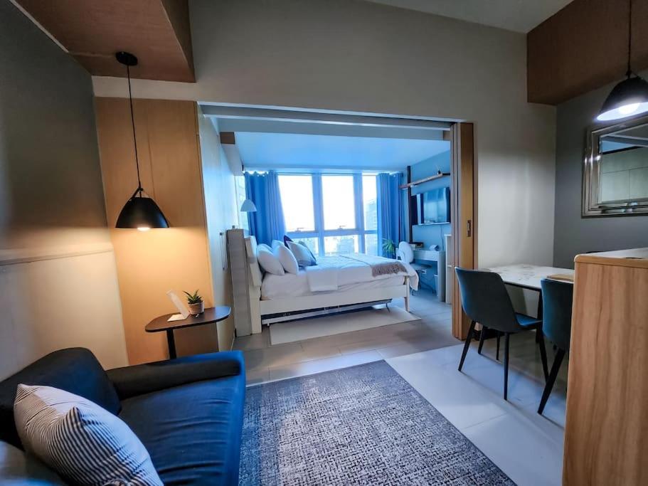 Luxestaysmnl Coastal Chic Netflx 380Mbps Pool Bgc Manila Exterior foto