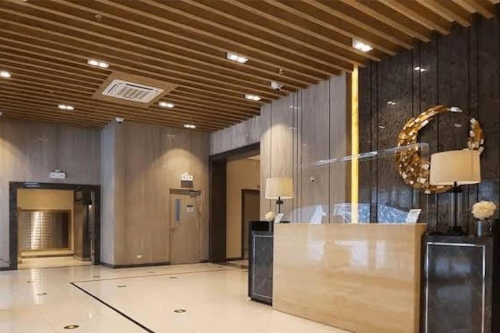 Luxestaysmnl Coastal Chic Netflx 380Mbps Pool Bgc Manila Exterior foto
